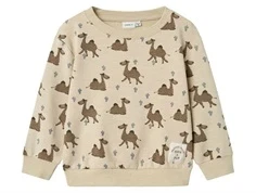 Beige sweatshirt med dromedarprint fra Name It 13243307 peyote